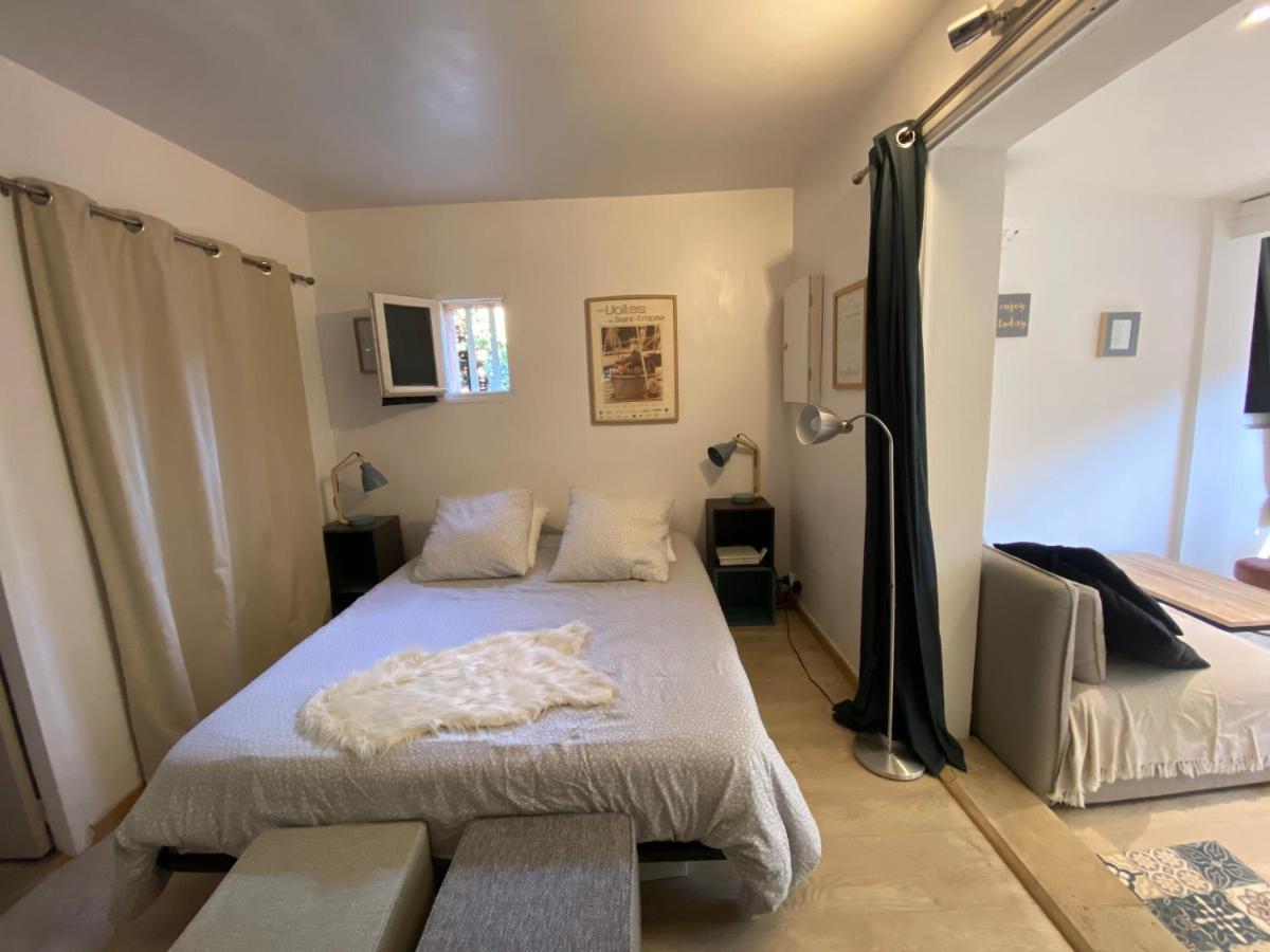 Agreable Studio Proche Sttropez Piscine Et Tennis Gassin Exteriör bild