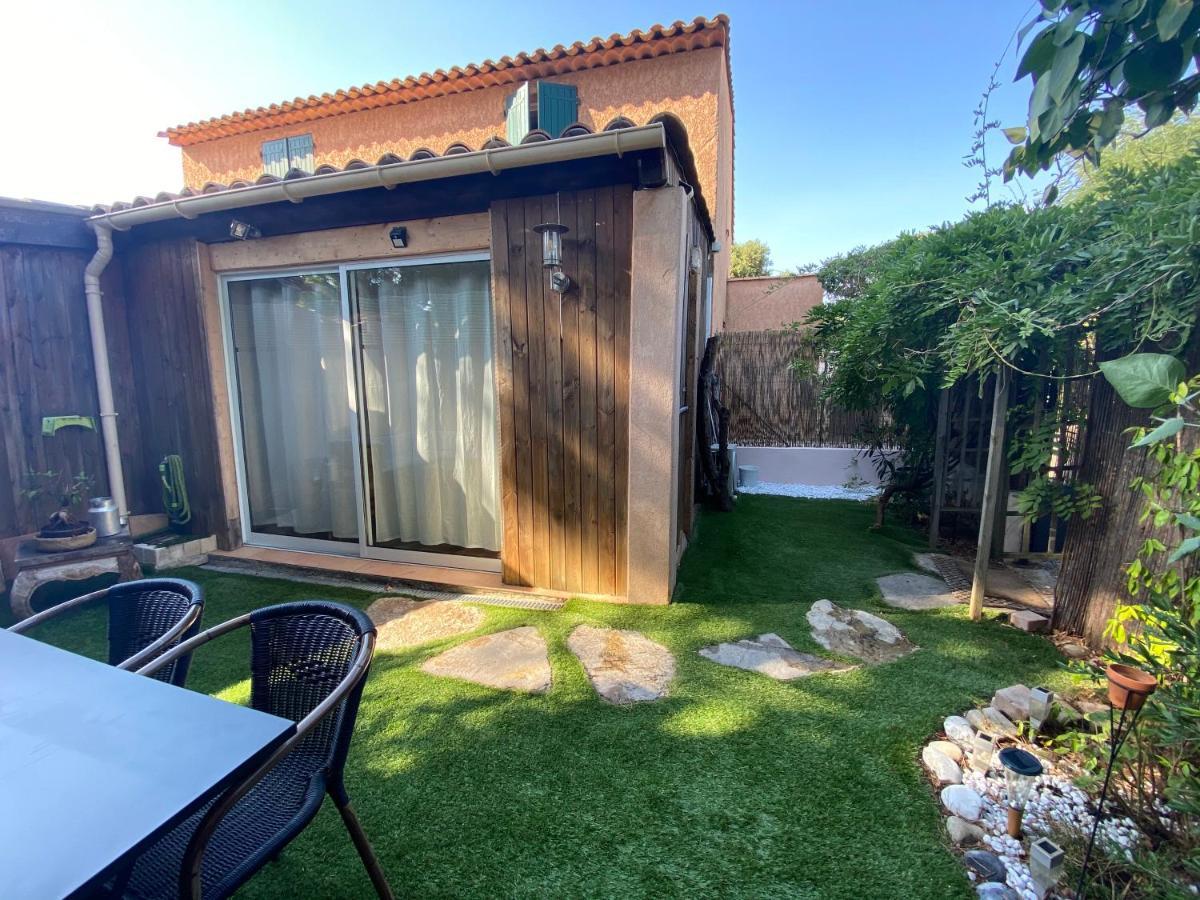 Agreable Studio Proche Sttropez Piscine Et Tennis Gassin Exteriör bild